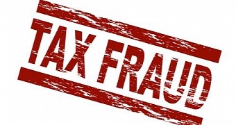 Prison Guard Steals Inmate Info for Tax Fraud