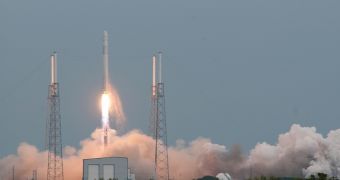 The Falcon 9 lifting off with the Dragon earlier today