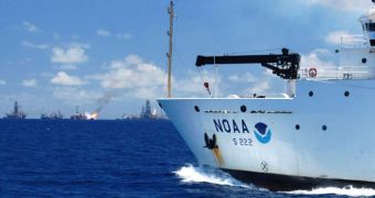 NOAA Ship Thomas Jefferson at the Deepwater Horizon oil spill site