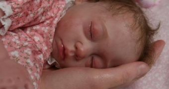 Psychologists warn grieving mothers of the dangers of reborn baby dolls