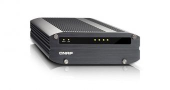 QNAP IS-400 Pro NAS
