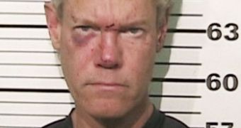 Randy Travis gets off without jail time if he stays out of trouble for 2 years