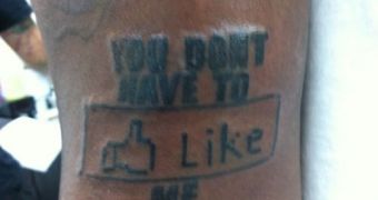 T-Pain got new ink: a Facebook-inspired tattoo
