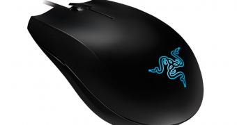 The Razer Abyssus gaming mouse comes in matte black or high gloss mirror finish