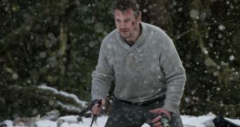 Liam Neeson prepares to fight for his life in “The Grey”