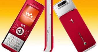 Sony Ericsson W580i in red