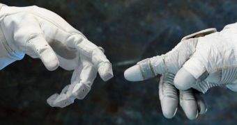 Robots and human astronauts can coexist peacefully in space