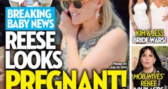 Photos show Reese Witherspoon with a bump, friends say she may be pregnant