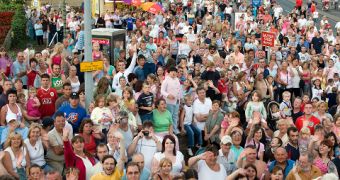 Further population growth argued to destroy the planet