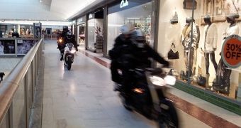 A motorcycle riding gang of robbers hits a jewelry store