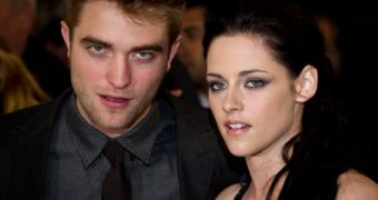Robert Pattinson only agreed to get back with Kristen Stewart after she agreed to marry him, says report