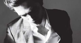 Robert Pattinson looking gorgeous and brooding in the latest issue of Details magazine