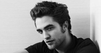 Robert Pattinson Talks "Cosmopolis," This Thursday on MTV
