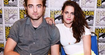 Robert Pattinson and Kristen Stewart before the cheating scandal in San Diego, at Comic-Con 2012