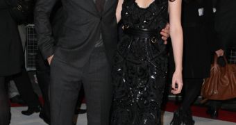 Robert Pattinson and Kristen Stewart bring “Breaking Dawn Part 1” to London