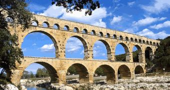 Roman aqueduct of Pont du Gard (France)