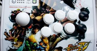 Round 2 Street Fighter IV Controllers from Mad Catz