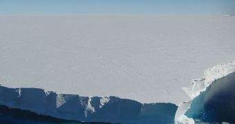 'Runaway' Iceberg Threatens Oceanic Currents
