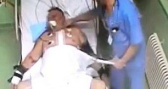 Doctor beats patient in Russia