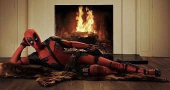 Ryan Reynolds in first hilarious photo for the upcoming "Deadpool" movie
