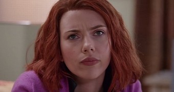 Scarlett Johansson in SNL skit on Black Widow