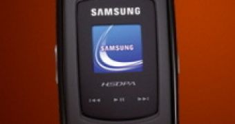 Samsung Announced SGH-Z560 Clamshell