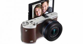 Samsung Announces First Tizen OS Digital Camera