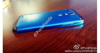 Samsung Galaxy S4 Active in Blue Arctic/Black