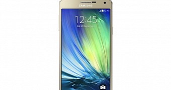 Samsung Galaxy A7 in gold frontal image