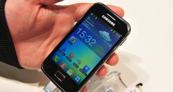 Samsung Galaxy Ace 2 Up for Pre-Order in the UK for £250 (390 USD or 300 EUR)