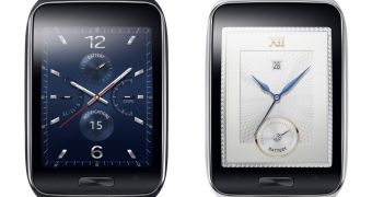 Samsung Gear S in white and black