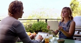 Samsung hires Kristen Bell to play in their latest Galaxy Tab S ad
