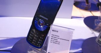 New Samsung M2510 music slider phone spotted