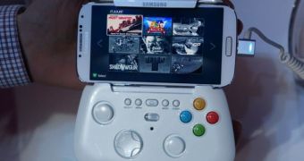 Samsung's new Galaxy S4 and its prototype controller