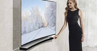 Samsung Readies Curved Soundbar and Multiroom Speaker – Gallery