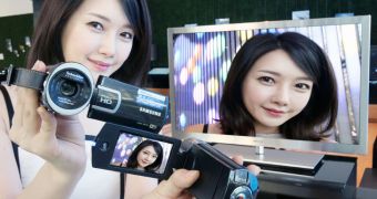 Samsung releases new camcorder