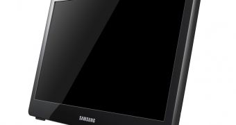Samsung Rolls Out Two Lapfit Displays for Notebooks