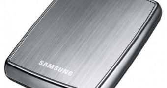 Samsung S2 drives reach Europe