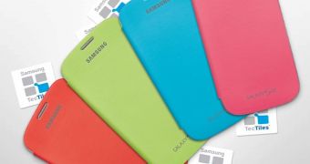 Samsung offers Flip Covers and TecTiles to US Galaxy S III and Note II owners