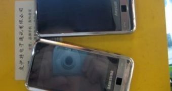 Samsung i900 and i908