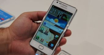 Samsung Galaxy S II white