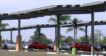 San Diego Zoo Installs Solar-Powered Charging Stations for EVs