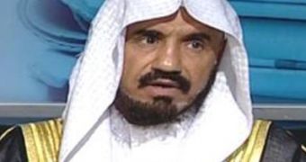 Saudi Sheikh Saleh al-Luhaydan supports a ban on women's driving