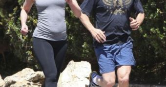 Scarlett Johansson and Sean Penn step out for a jog