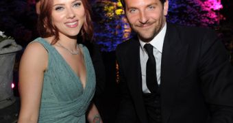 Scarlett Johansson and Bradley Cooper are dating, says new report