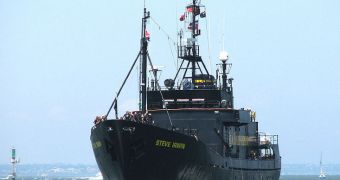 SSCS is calling for Greenpeace to aid in stopping illegal Japanese whaling in the Southern Ocean