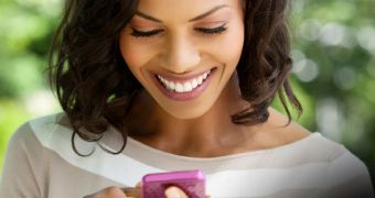 Woman texting freely knowing CellTrust's got her back
