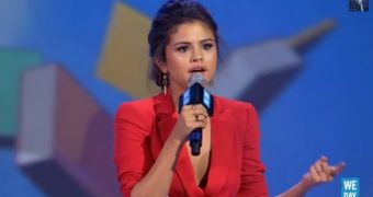 Selena Gomez gives motivational speech, tears up recalling recent rehab stint