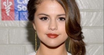 Selena Gomez Is Going Off the Rails, Parties Until She Passes Out, Does Cocaine and Ecstasy