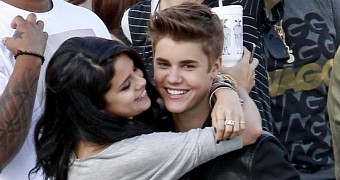 Selena sacrifices a year out of her life to focus on Justin Bieber